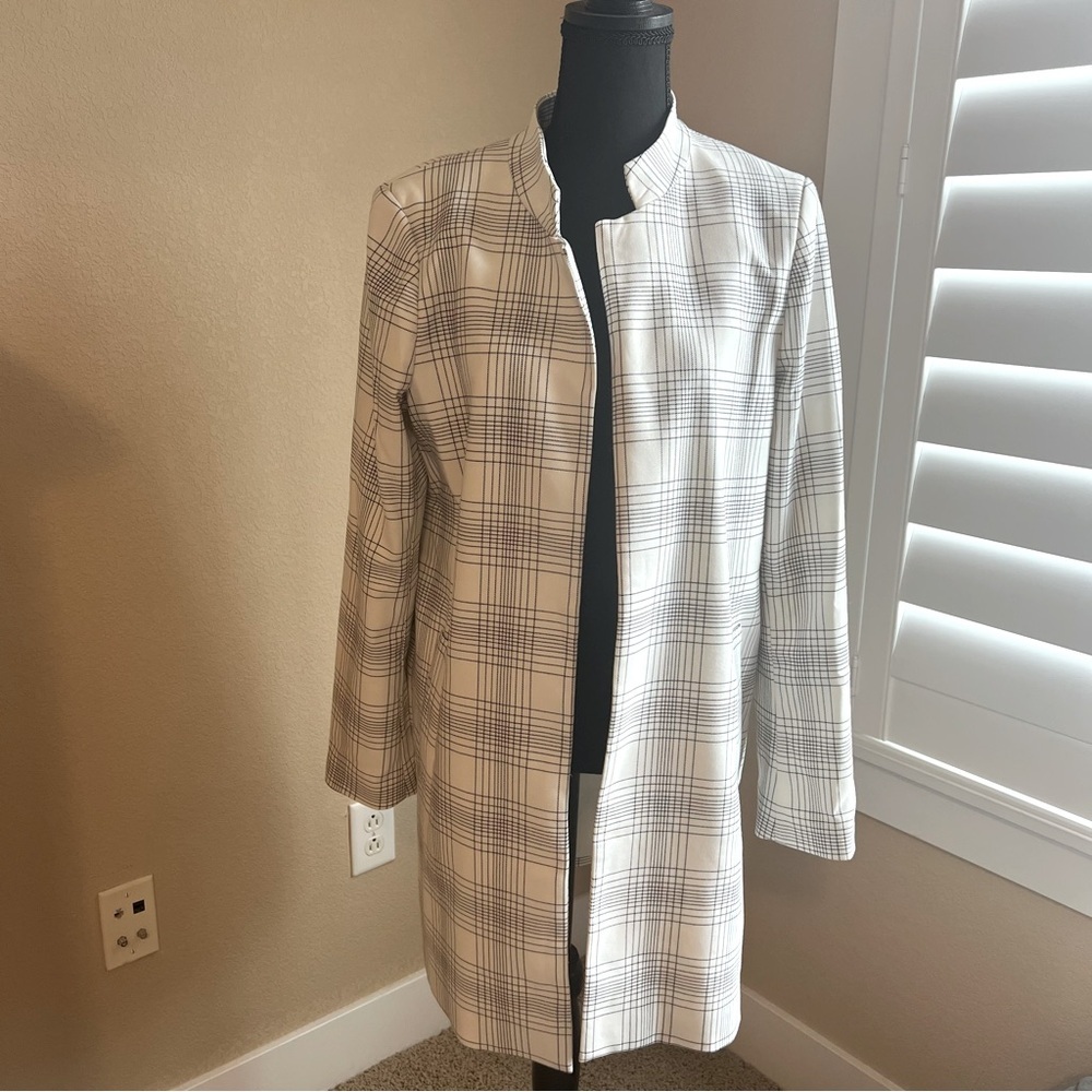 Carolina Belle Montreal B/W Plaid Coat Jacket Size Large Fully Lined Car…